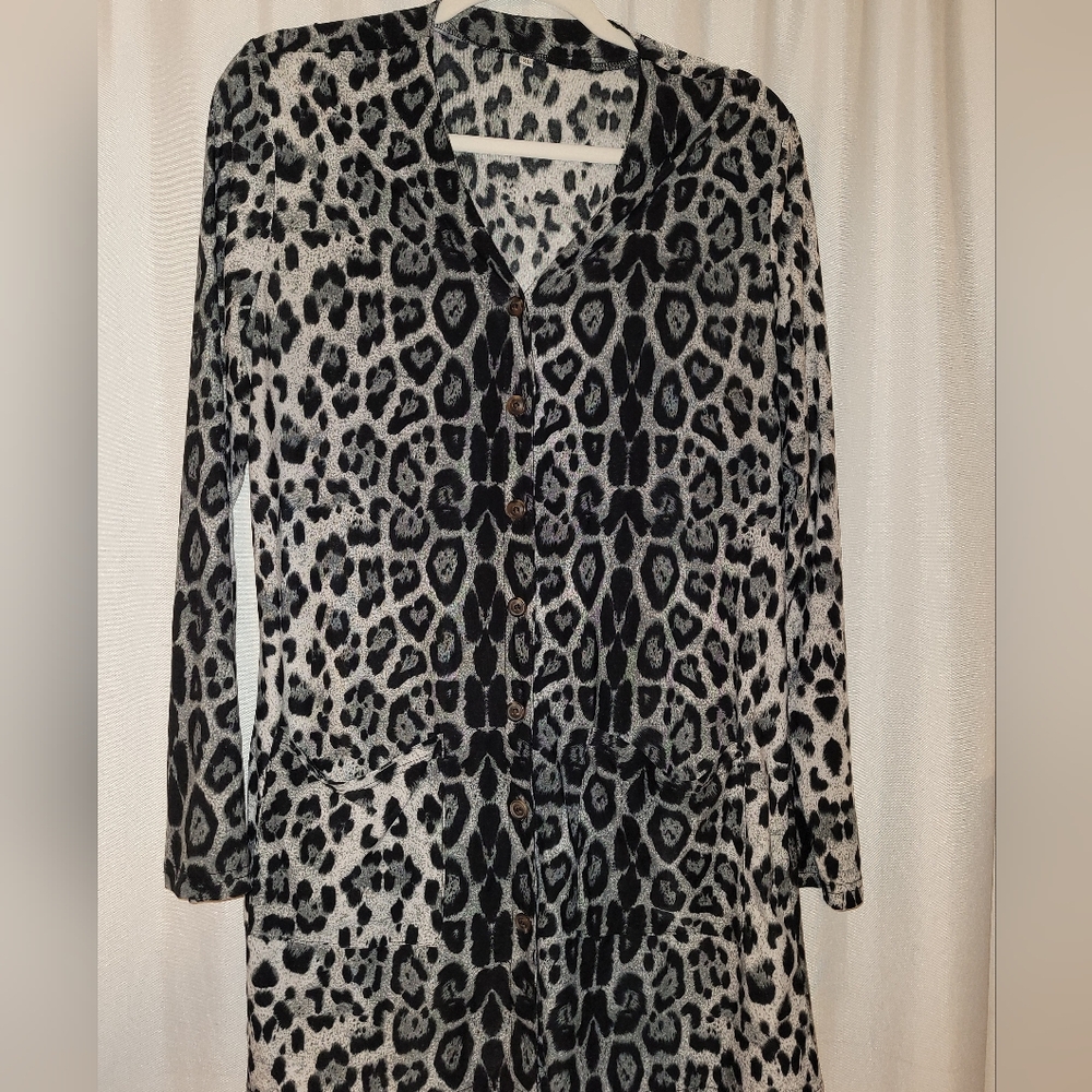 Cardigan - Picture 5 of 11